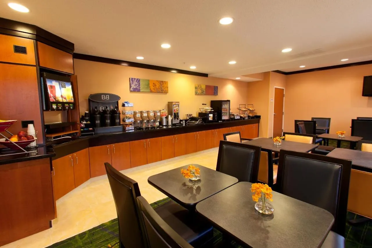 Fairfield Inn & Suites By Marriott Memphis East Galleria